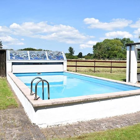 Landhaus Hideaway Mit Aussenpool, Sauna Und Kamin Bosau 外观 照片