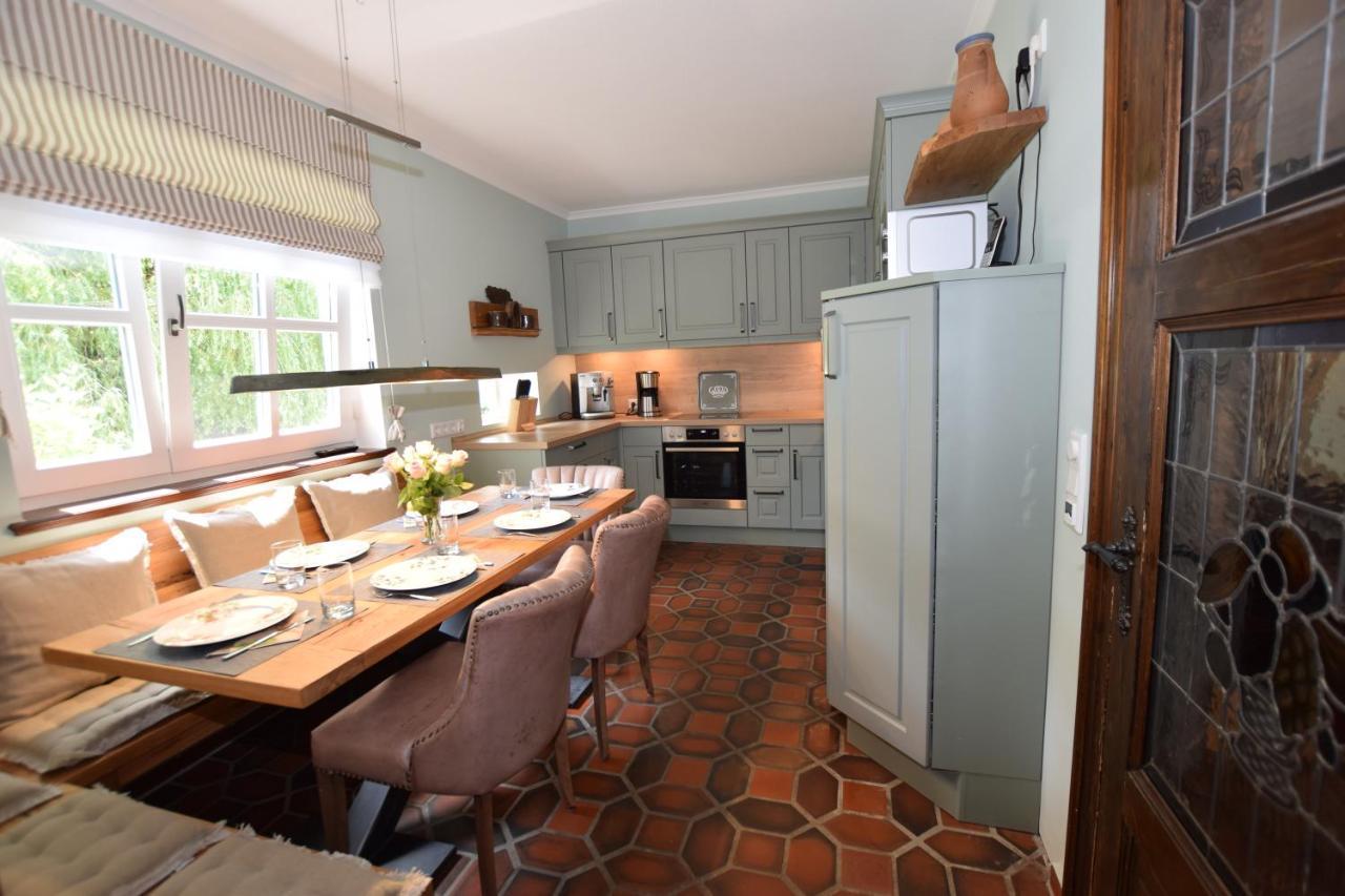 Landhaus Hideaway Mit Aussenpool, Sauna Und Kamin Bosau 外观 照片