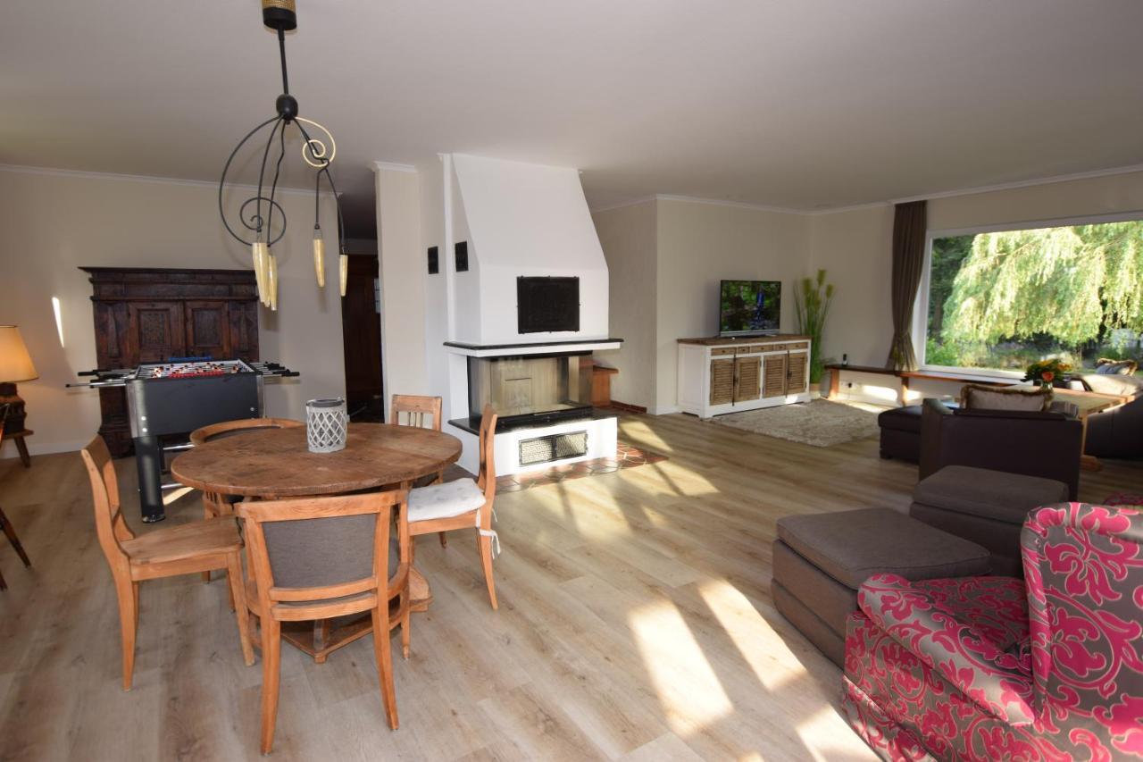 Landhaus Hideaway Mit Aussenpool, Sauna Und Kamin Bosau 外观 照片