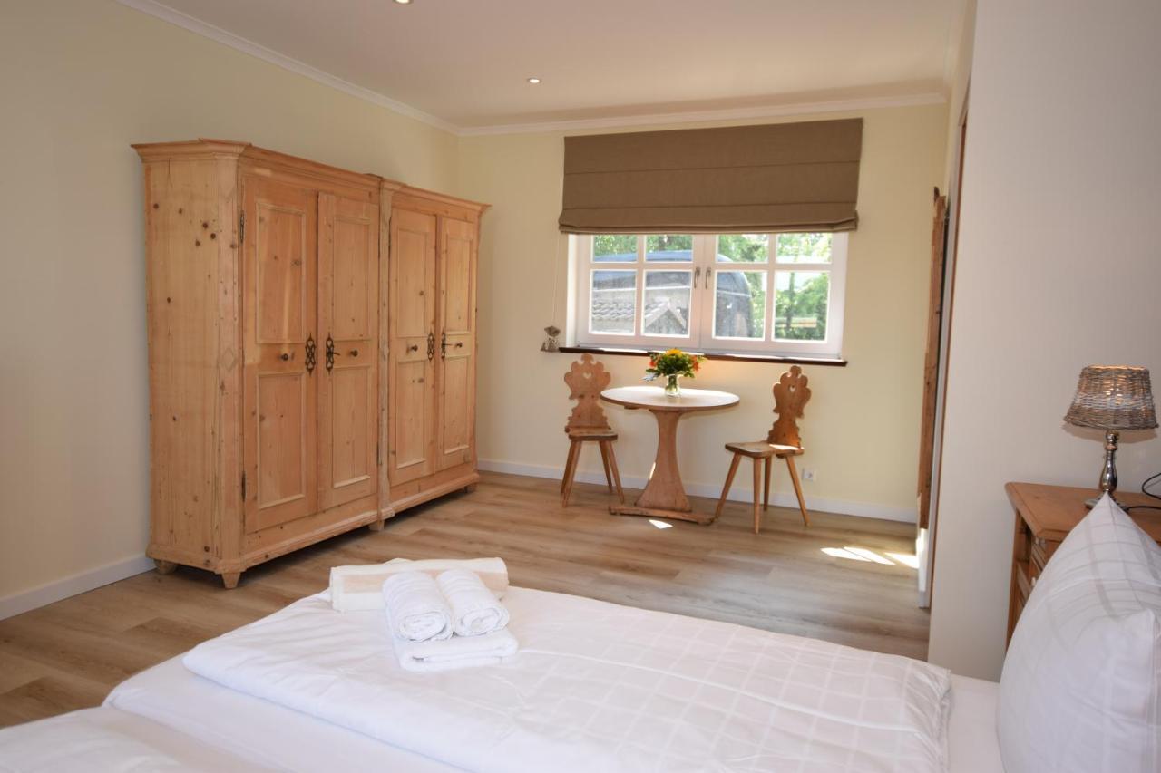 Landhaus Hideaway Mit Aussenpool, Sauna Und Kamin Bosau 外观 照片